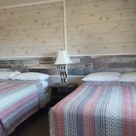 Sunset Motel Portage la Prairie Ngoại thất bức ảnh