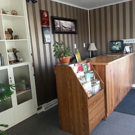Sunset Motel Portage la Prairie Ngoại thất bức ảnh
