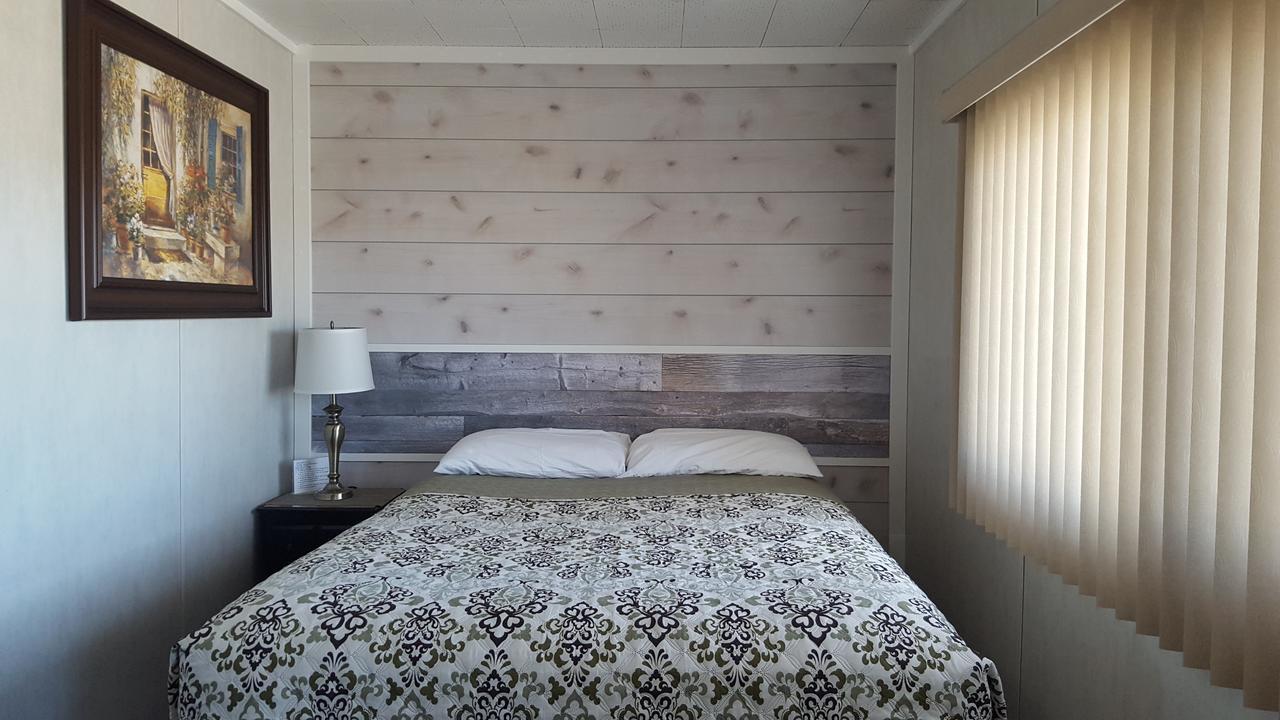 Sunset Motel Portage la Prairie Ngoại thất bức ảnh